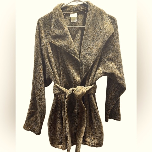DECORATED ORIGINALS BROWN FLEECE WRAP JACKET SIZE MEDIUM - Picture 1 of 3